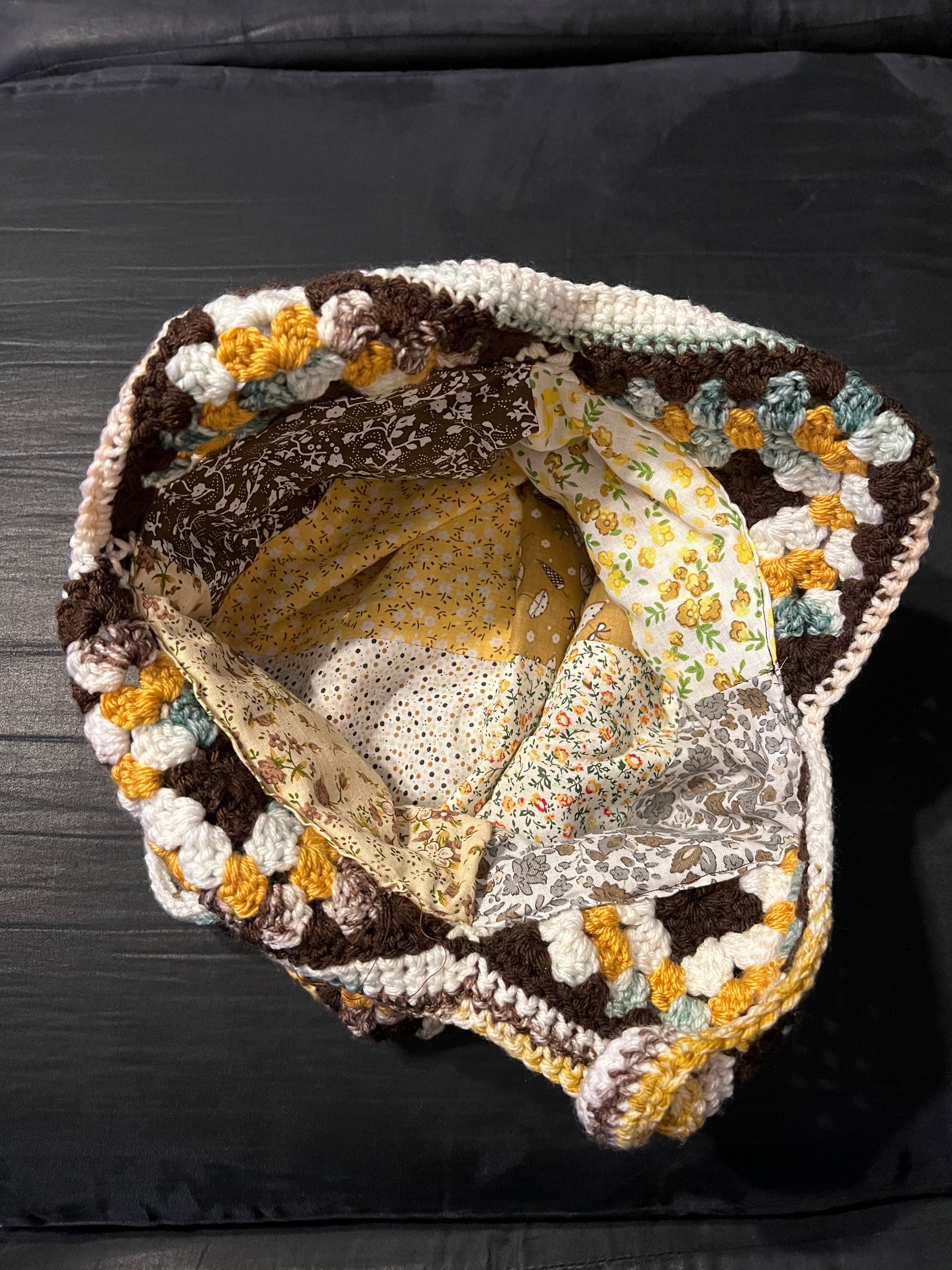 Traditonal Granny Square Shoulder Bag